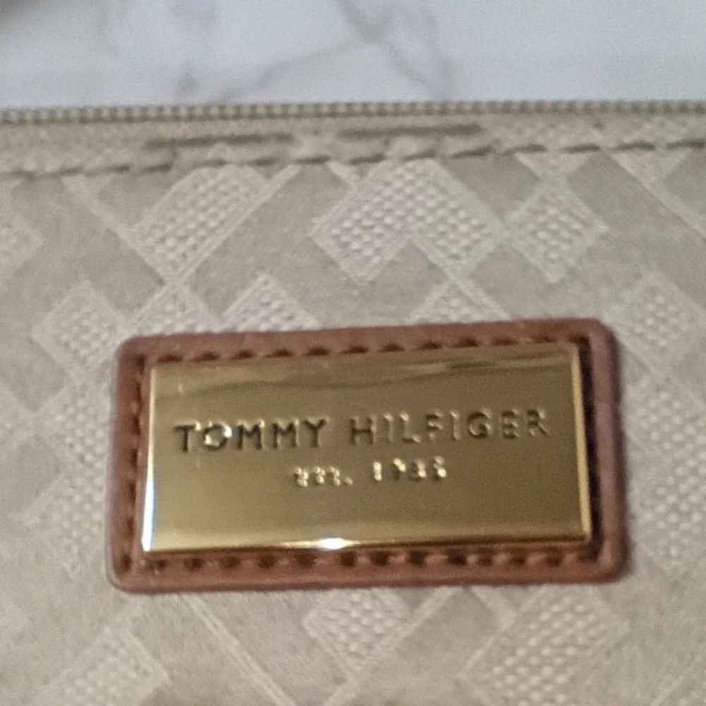 TOMMY HILFIGER Beige Monogram Jacquard Crossbody Bag - EUC